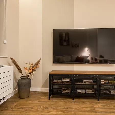 South 22 - Brand New Modern 1bd In Center Sofia