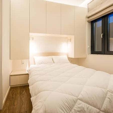 South 22 - Brand New Modern 1bd In Center Apartment